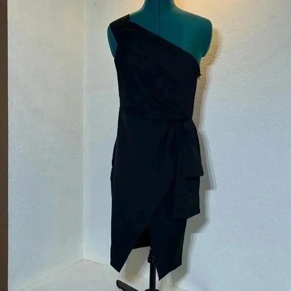 Elia-Cher Little Black Dress One Shoulder Flattering Size 8 - Picture 4 of 10